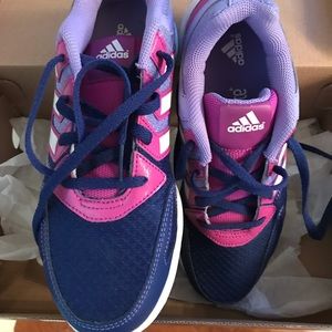 Adidas tennis shoes - NEW